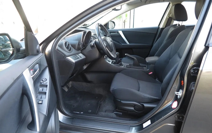 Mazda 3 cena 23800 przebieg: 199000, rok produkcji 2010 z Rogoźno małe 781